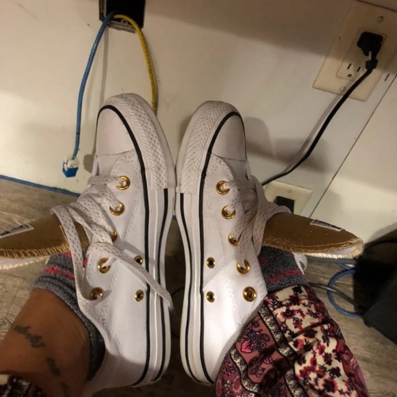 Gold and white converse - Picture 2 of 6
